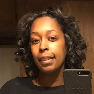 Meet your Posher, Kristel